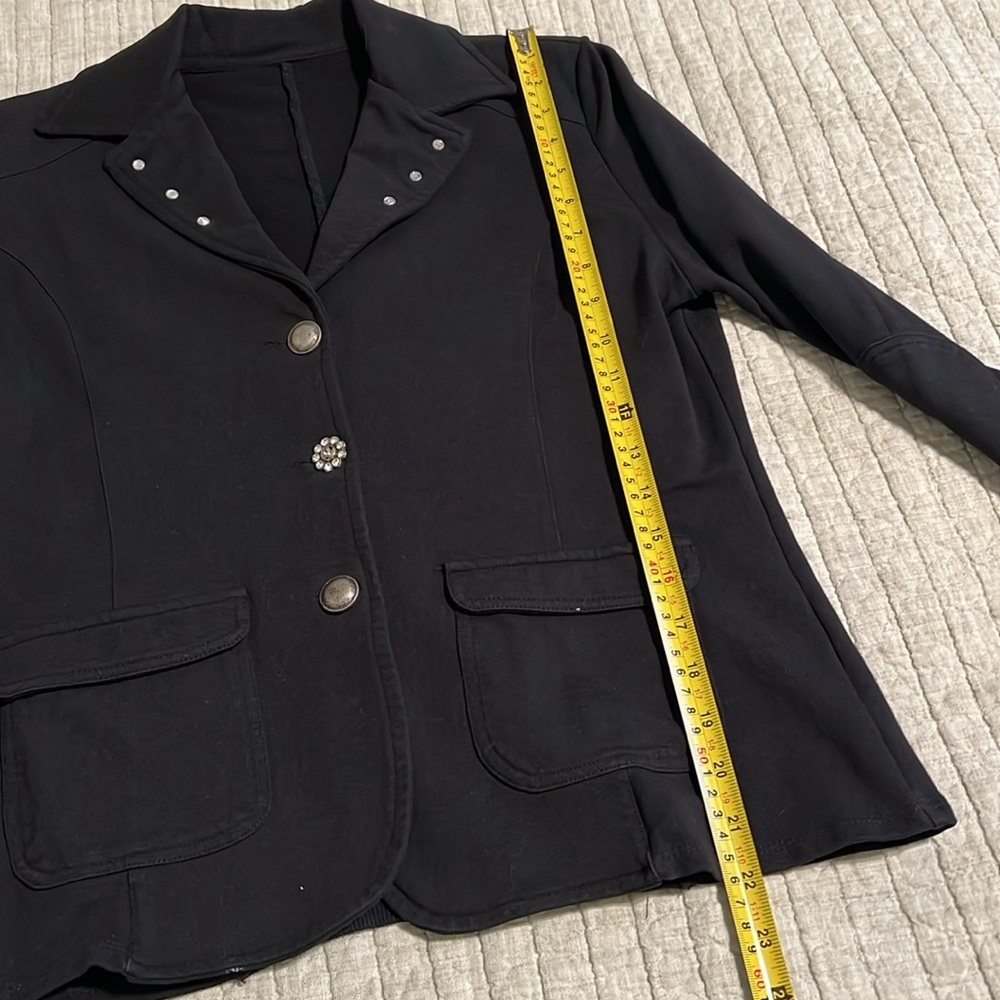 Made In Italy Contemporary Cotton Blazer With Gorgeous Design